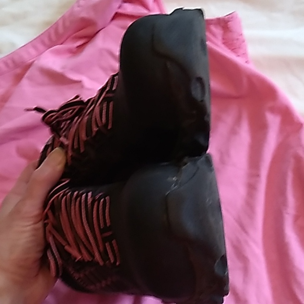 Women's Timberland steel toe anti fatigue pink and black shoes size 8.5 - Picture 3 of 10